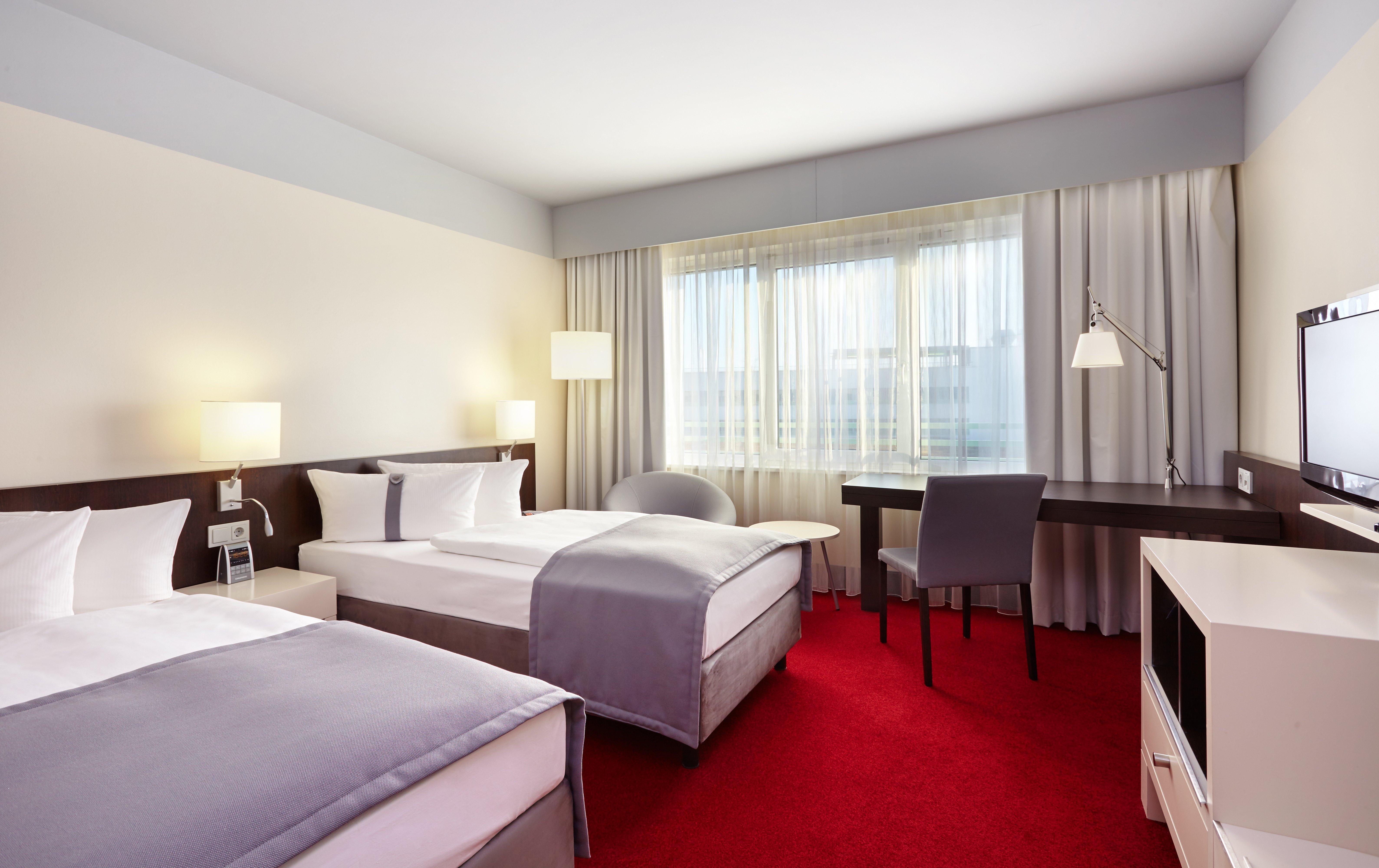 Holiday Inn Berlin Airport - Conference Centre By Ihg Schoenefeld Exterior photo