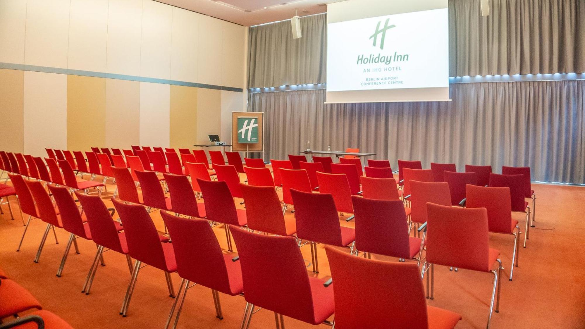 Holiday Inn Berlin Airport - Conference Centre By Ihg Schoenefeld Exterior photo